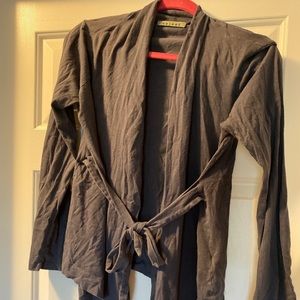 Lightweight Cardigan with tie